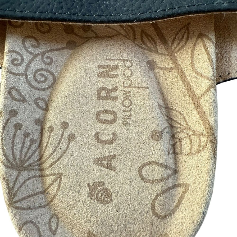 Acorn Pillow Pod Sandals Size 7 Black Beaded Open Toe Flat Shoes Strappy - Picture 4 of 8